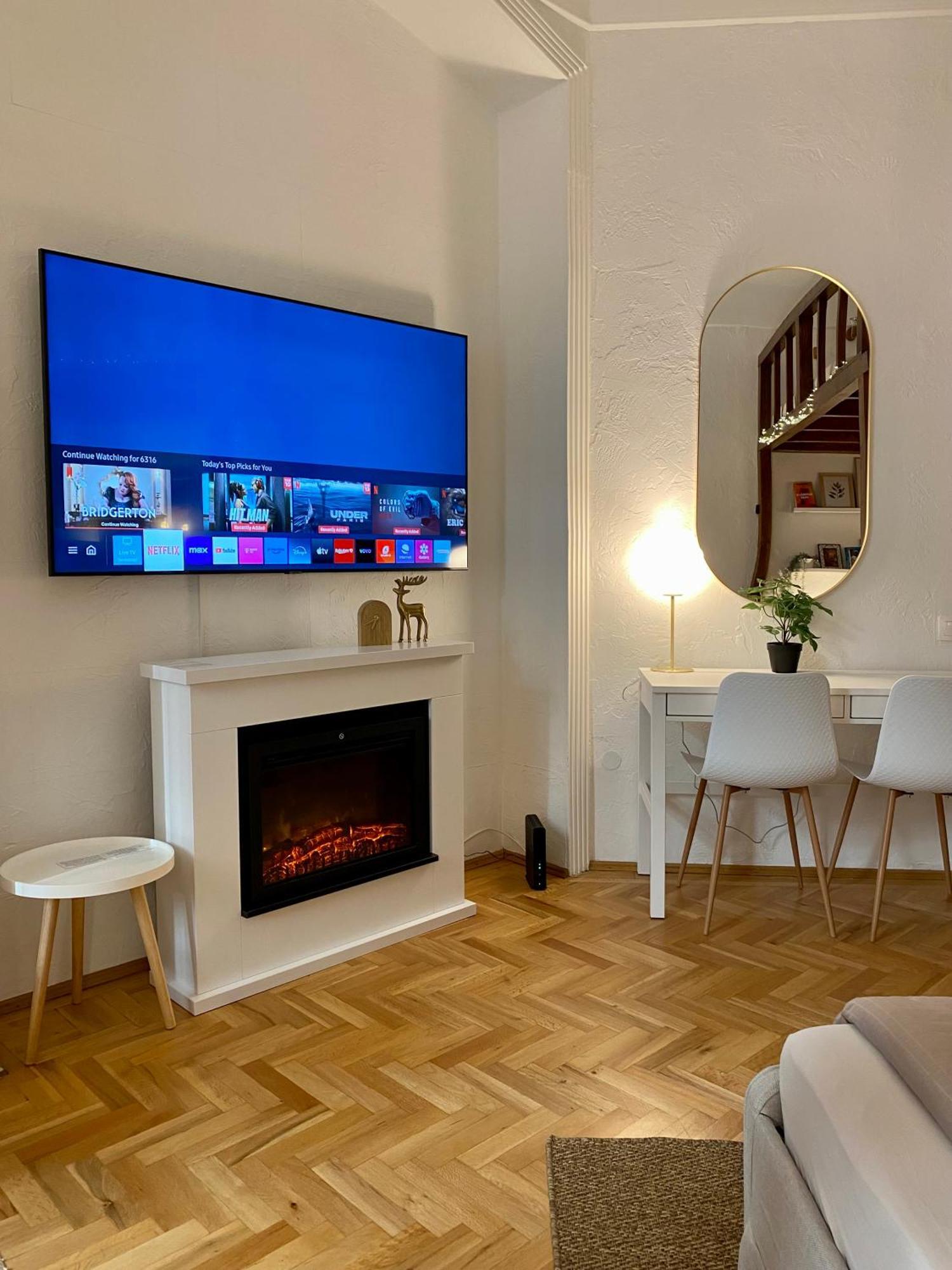 Romantic City Centre Flat - Alexandra Apartment Budapesta Exterior foto